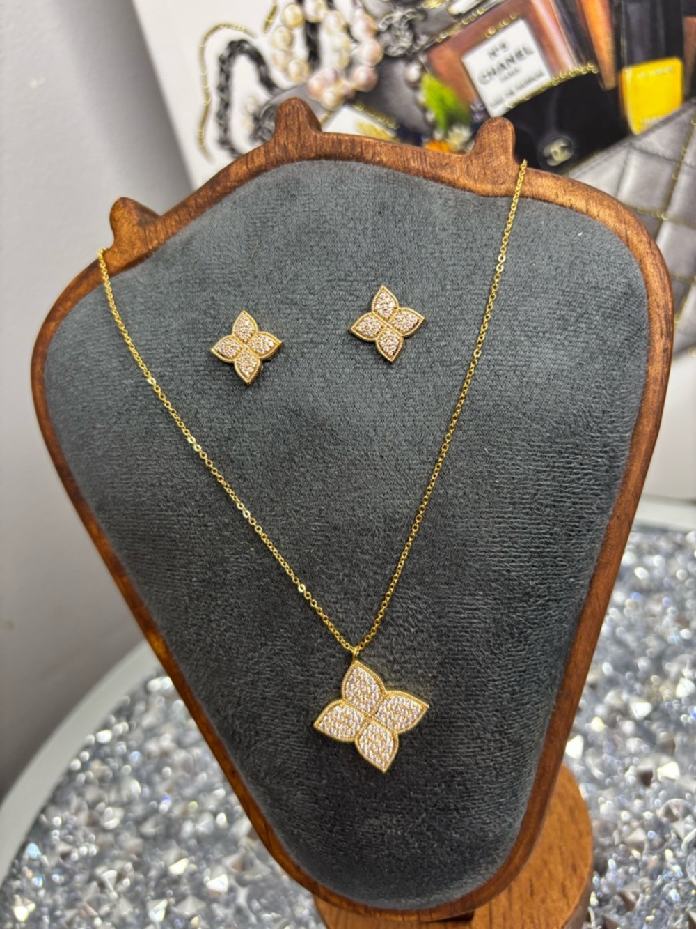 Gold Tone Pave Flower Pendant Necklace and Stud Earrings Set - Picture 5 of 7